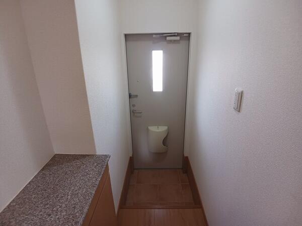 門真市沖町のアパート