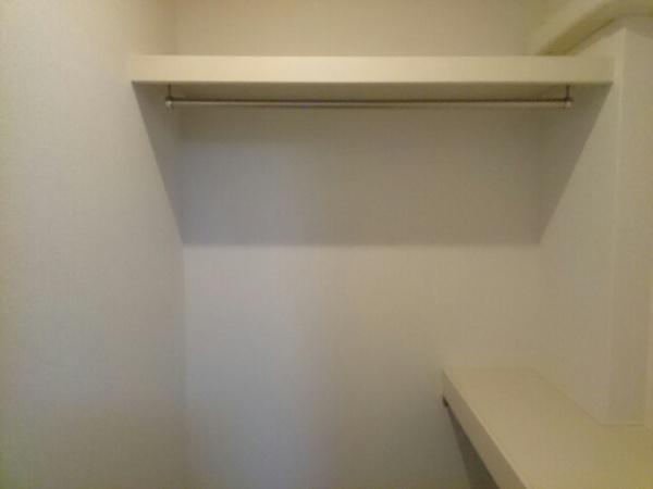 門真市野里町のマンション
