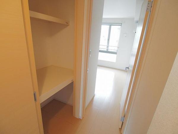 寝屋川市池田１丁目のアパート