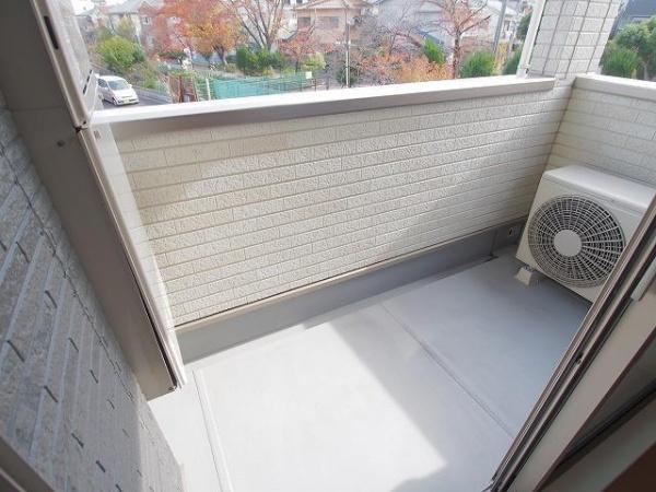 寝屋川市池田１丁目のアパート