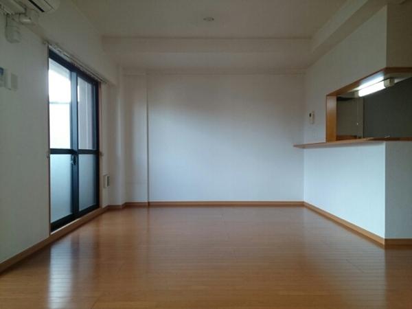 寝屋川市堀溝２丁目のマンション
