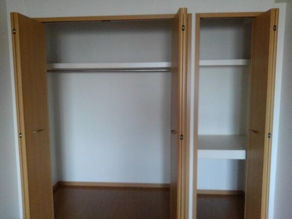 寝屋川市堀溝２丁目のマンション