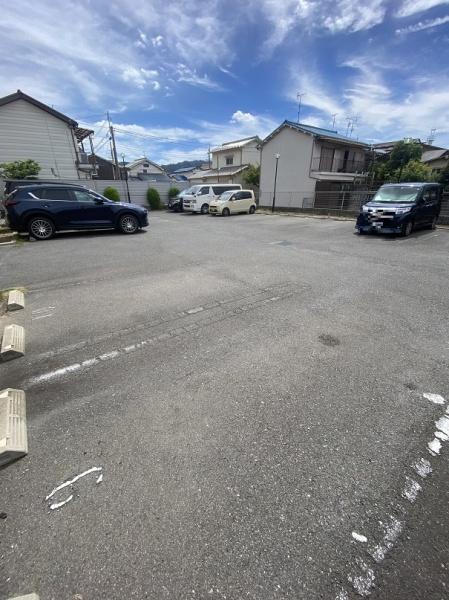 寝屋川市堀溝２丁目のマンション