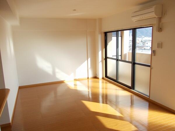 寝屋川市堀溝２丁目のマンション