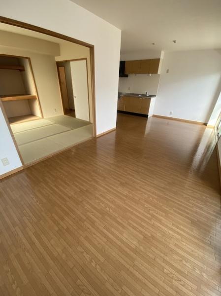 寝屋川市堀溝３丁目のマンション