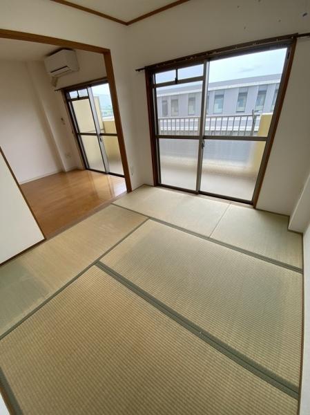 守口市橋波東之町３丁目のマンション