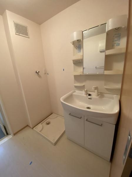 寝屋川市高柳５丁目のアパート