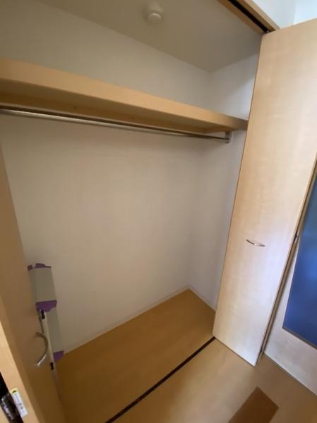 門真市速見町のアパート