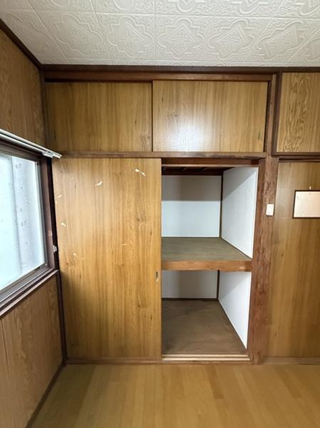 寝屋川市太秦中町の貸家