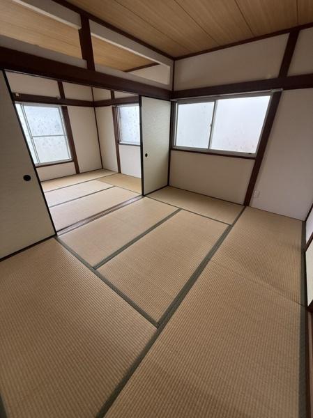 寝屋川市太秦中町の貸家