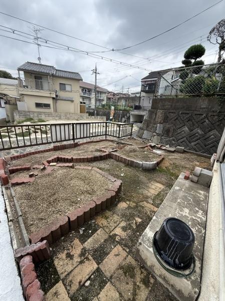 寝屋川市太秦中町の貸家