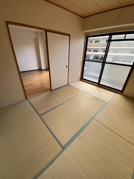 寝屋川市上神田１丁目のマンション