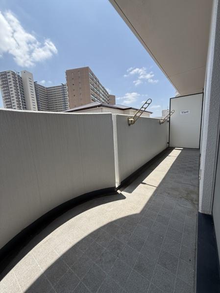 寝屋川市松屋町のマンション