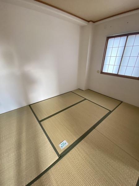 寝屋川市高柳１丁目のマンション