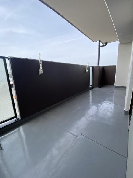 寝屋川市点野２丁目のマンション