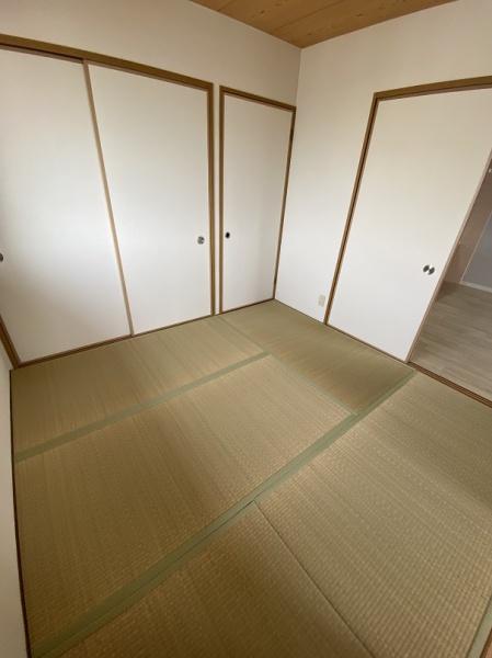 寝屋川市点野２丁目のマンション