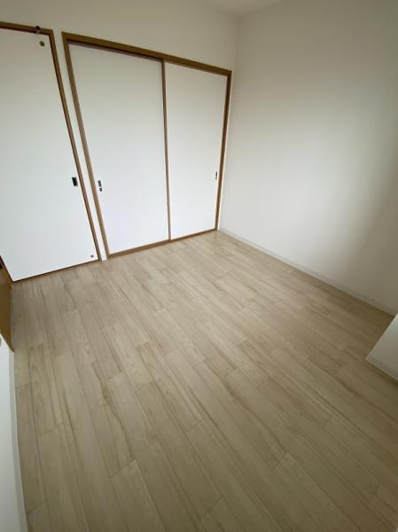 寝屋川市点野２丁目のマンション