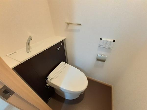 門真市島頭４丁目のマンション
