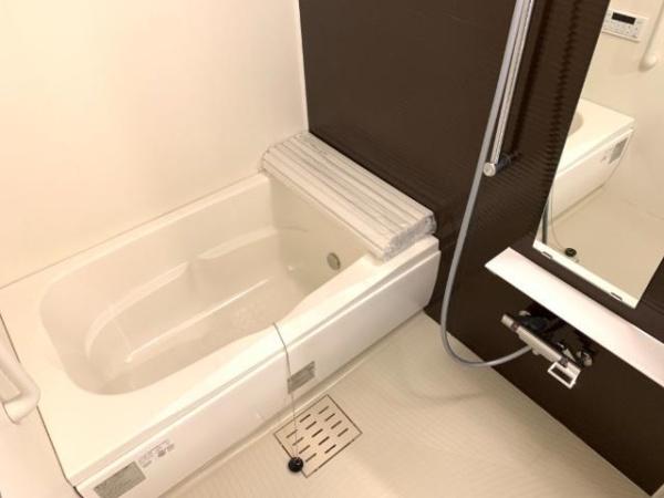 寝屋川市中神田町のマンション