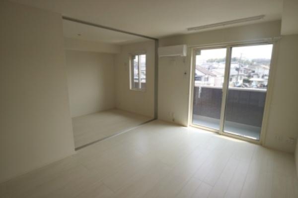 寝屋川市高宮新町のアパート