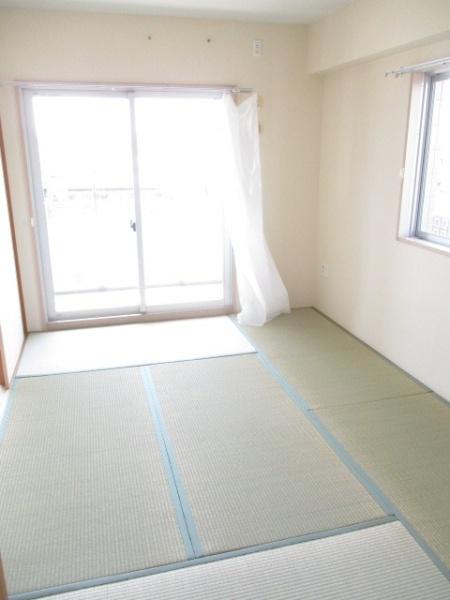 寝屋川市萱島東１丁目のマンション