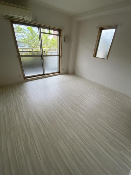 寝屋川市大利町のマンション