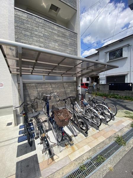 門真市野里町のアパート