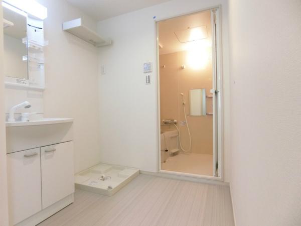 門真市一番町のアパート