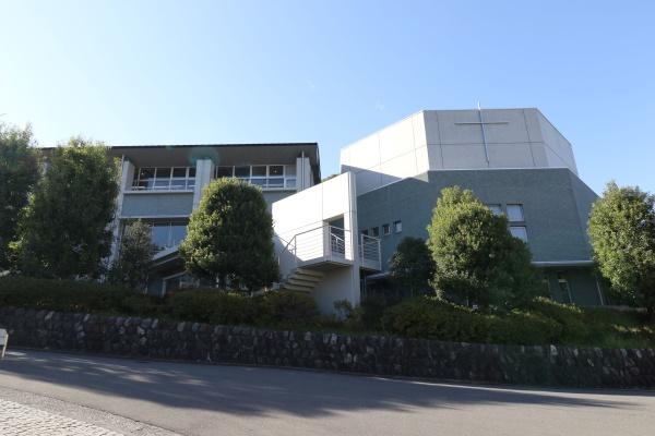岡本1丁目貸テラスハウス(私立栄光学園高校)