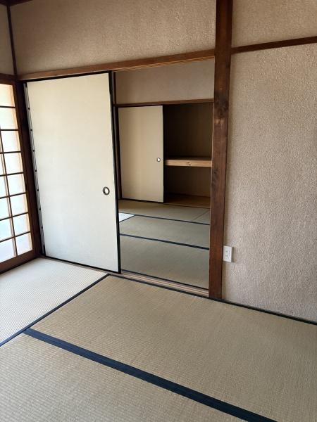 宇治市五ケ庄二番割のテラスハウス