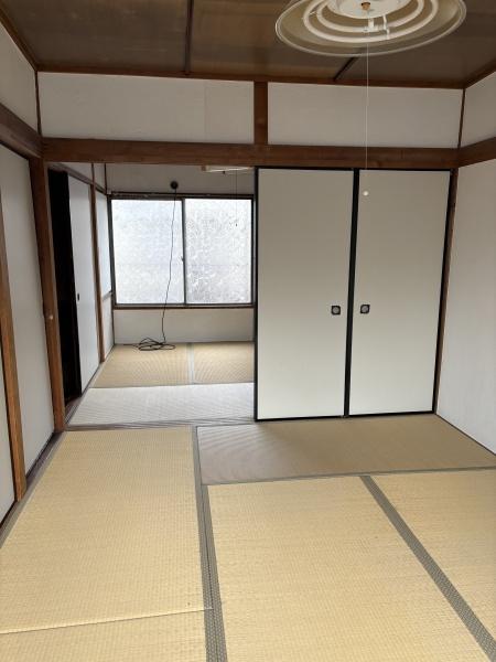 石田大山町貸家