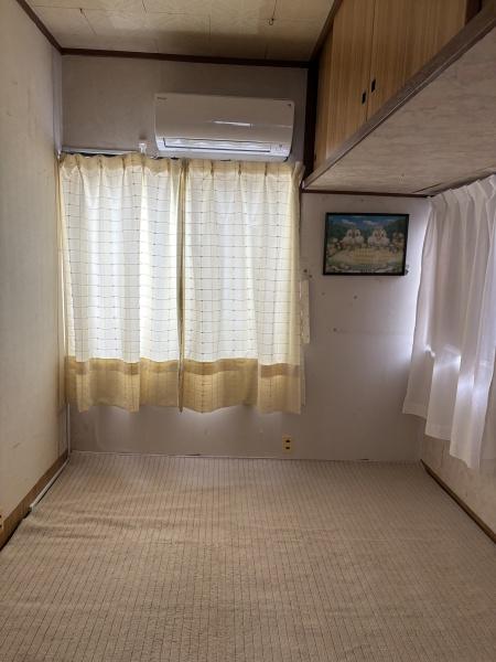 京都市南区西九条川原城町の貸家