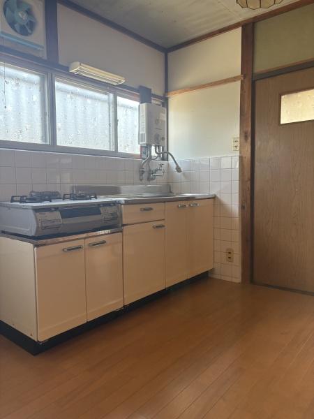 宇治市六地蔵紺屋町のテラスハウス(キッチン)