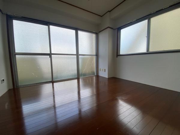 日の出マンション