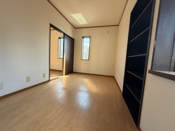 白井市根の住宅付店舗（一戸建）