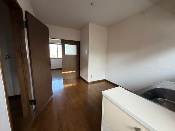 DOWNTOWN323