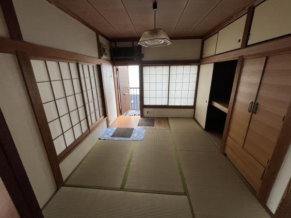 中鉢荘