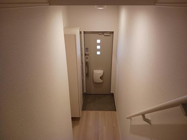 富士吉田市新西原２丁目のアパート