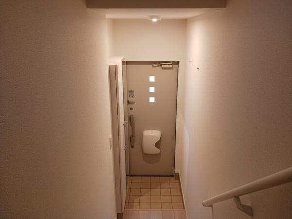 富士吉田市大明見１丁目のアパート