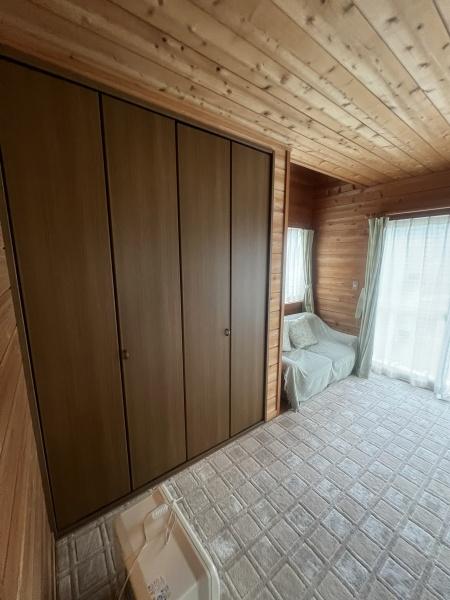 小立一戸建て