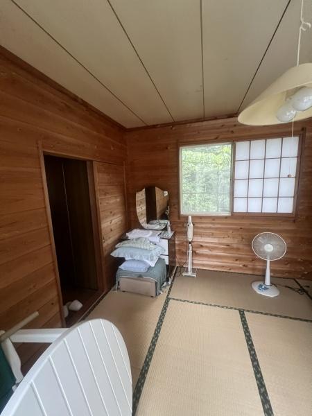 小立一戸建て