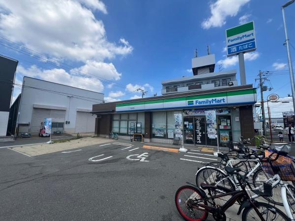 門真市下馬伏町の店舗付住宅(ファミリーマート下馬伏町店)