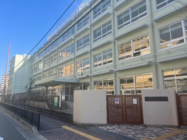 大東市大野１丁目のテラスハウス(大東市立住道南小学校)