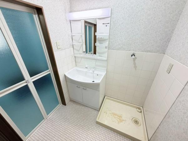 枚方市伊加賀栄町の貸家