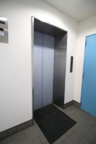 成樹ビル
