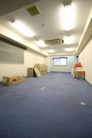成樹ビル