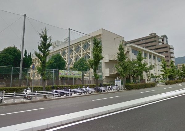 六甲住吉プラザ(御影中学校)