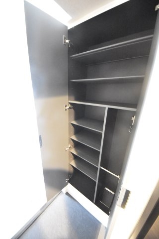 プレサンス神戸元町ミューズ