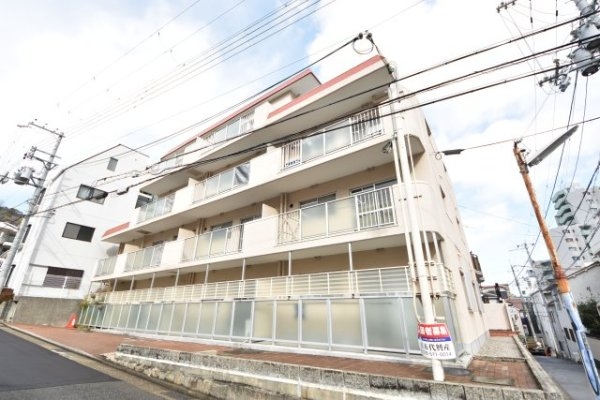 セルフィーユ諏訪山