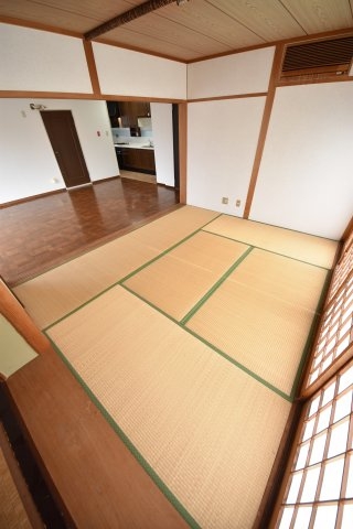ハーバーズコート